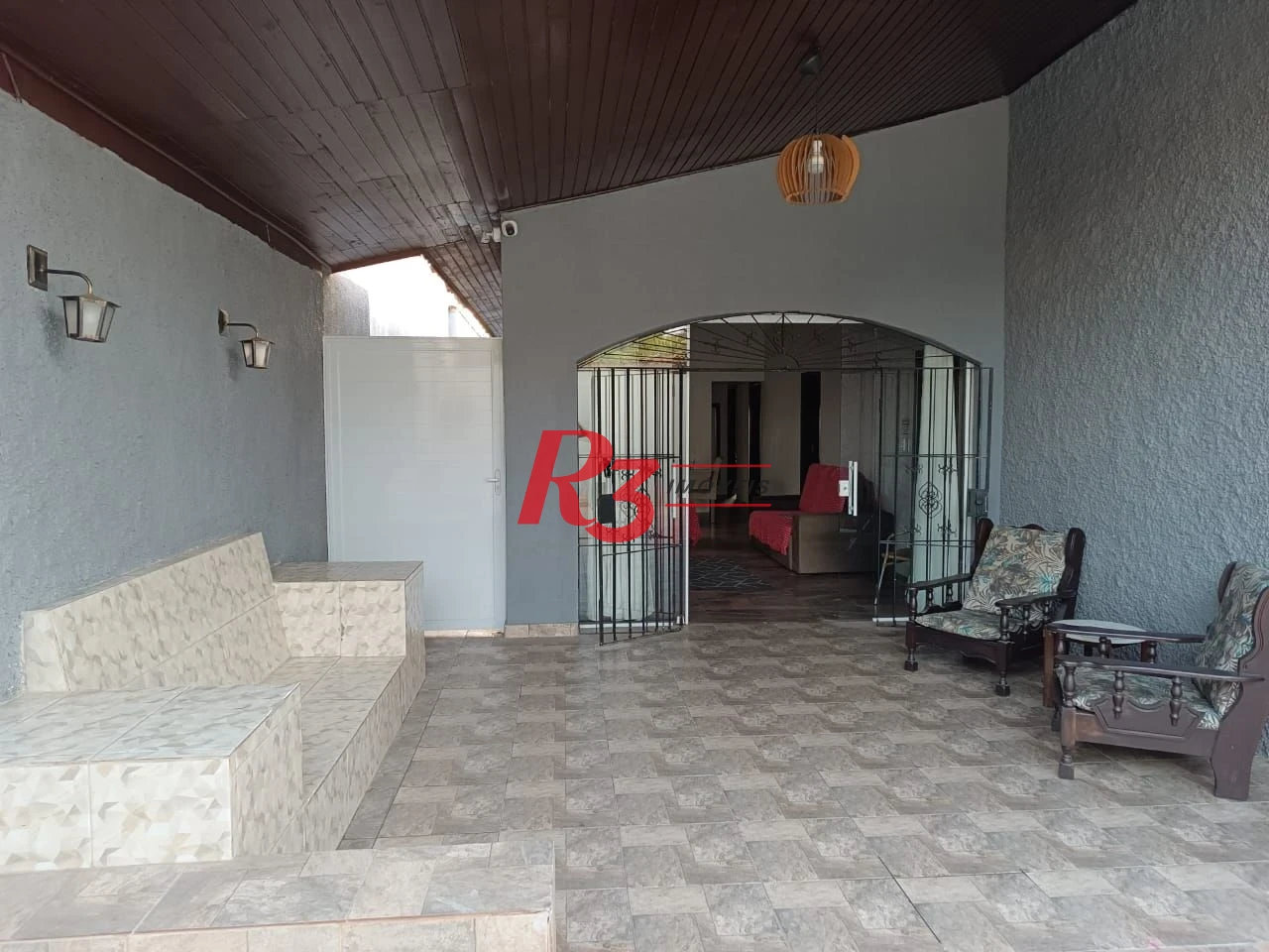 Casa com 4 dormitórios à venda, 139 m² por R$ 670.000,00 - Jardim Virginia - Guarujá/SP