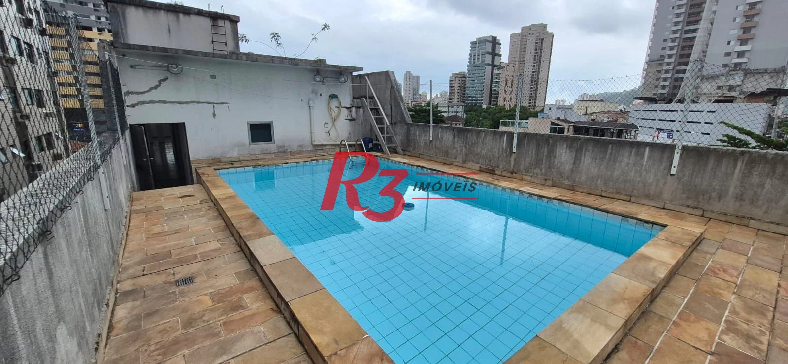 Cobertura com 5 dormitórios à venda, 422 m² por R$ 1.250.000,00 - Encruzilhada - Santos/SP