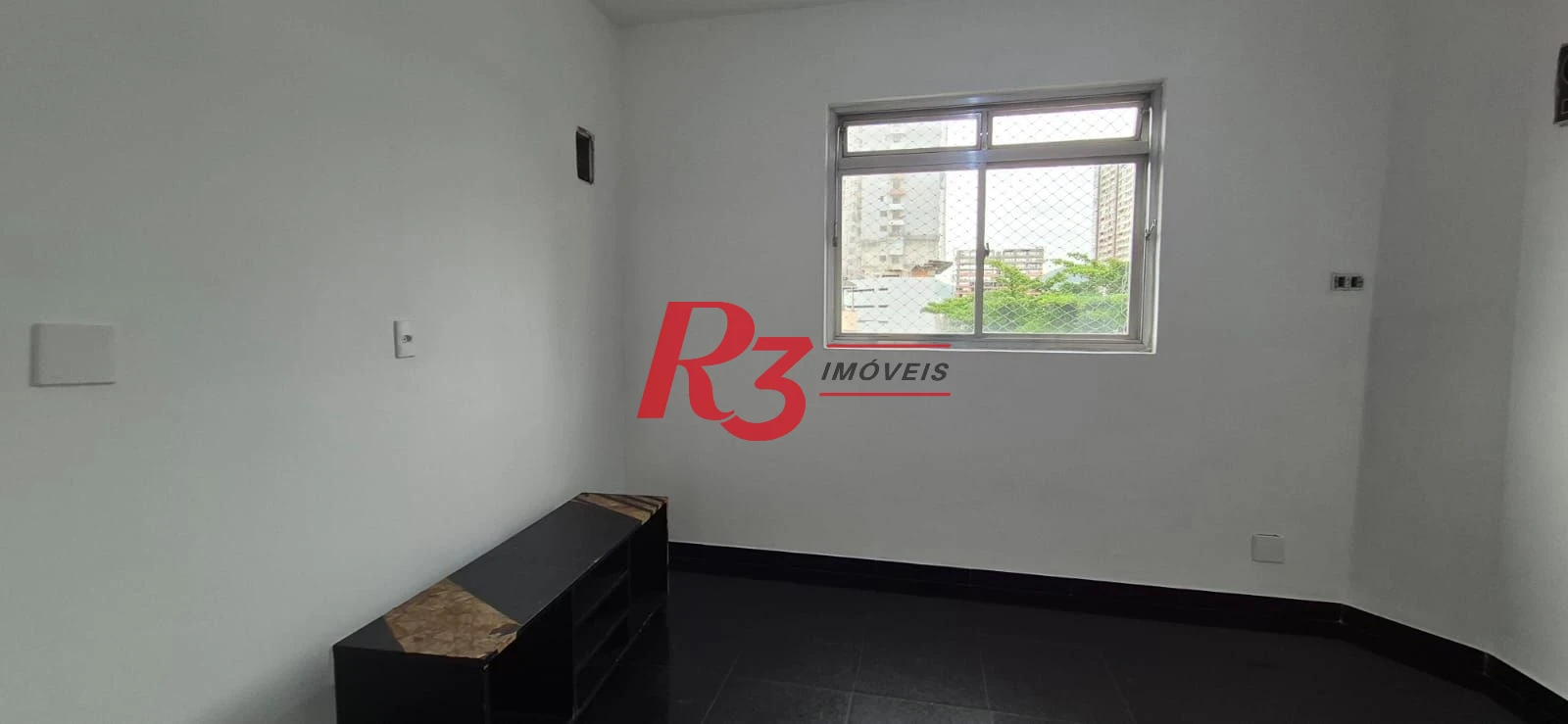 Cobertura com 5 dormitórios à venda, 422 m² por R$ 1.250.000,00 - Encruzilhada - Santos/SP