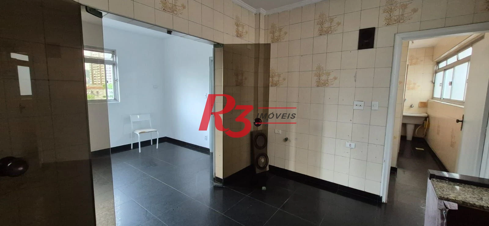Cobertura com 5 dormitórios à venda, 422 m² por R$ 1.250.000,00 - Encruzilhada - Santos/SP