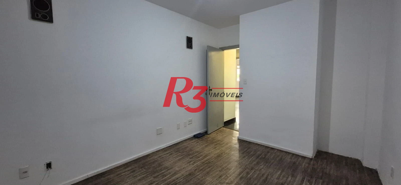 Cobertura com 5 dormitórios à venda, 422 m² por R$ 1.250.000,00 - Encruzilhada - Santos/SP