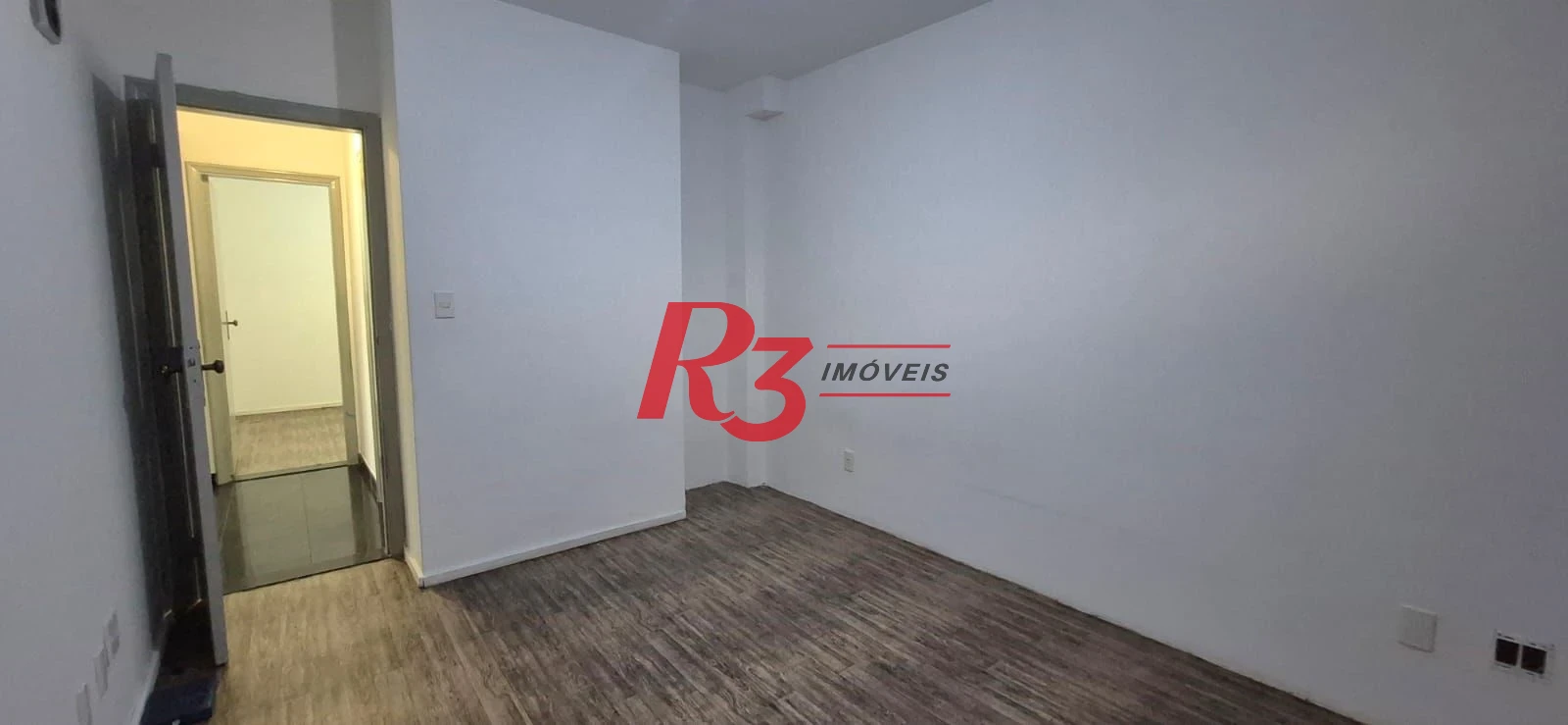 Cobertura com 5 dormitórios à venda, 422 m² por R$ 1.250.000,00 - Encruzilhada - Santos/SP