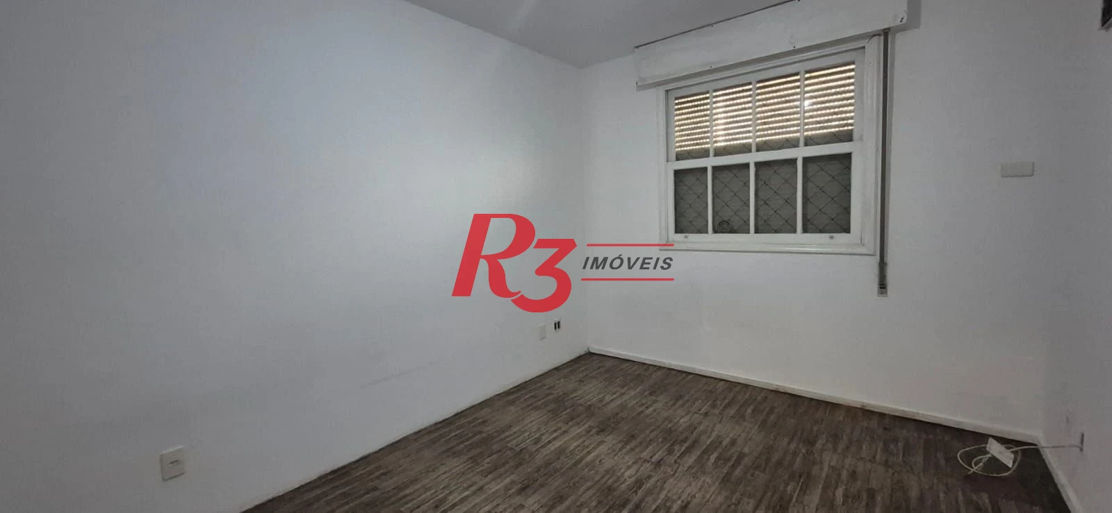 Cobertura com 5 dormitórios à venda, 422 m² por R$ 1.250.000,00 - Encruzilhada - Santos/SP