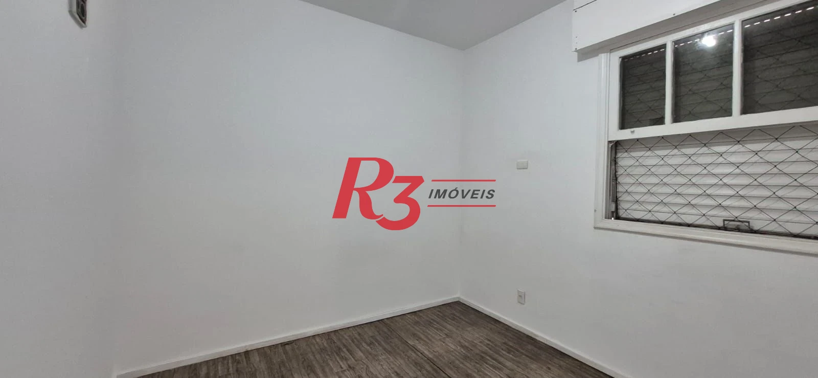 Cobertura com 5 dormitórios à venda, 422 m² por R$ 1.250.000,00 - Encruzilhada - Santos/SP