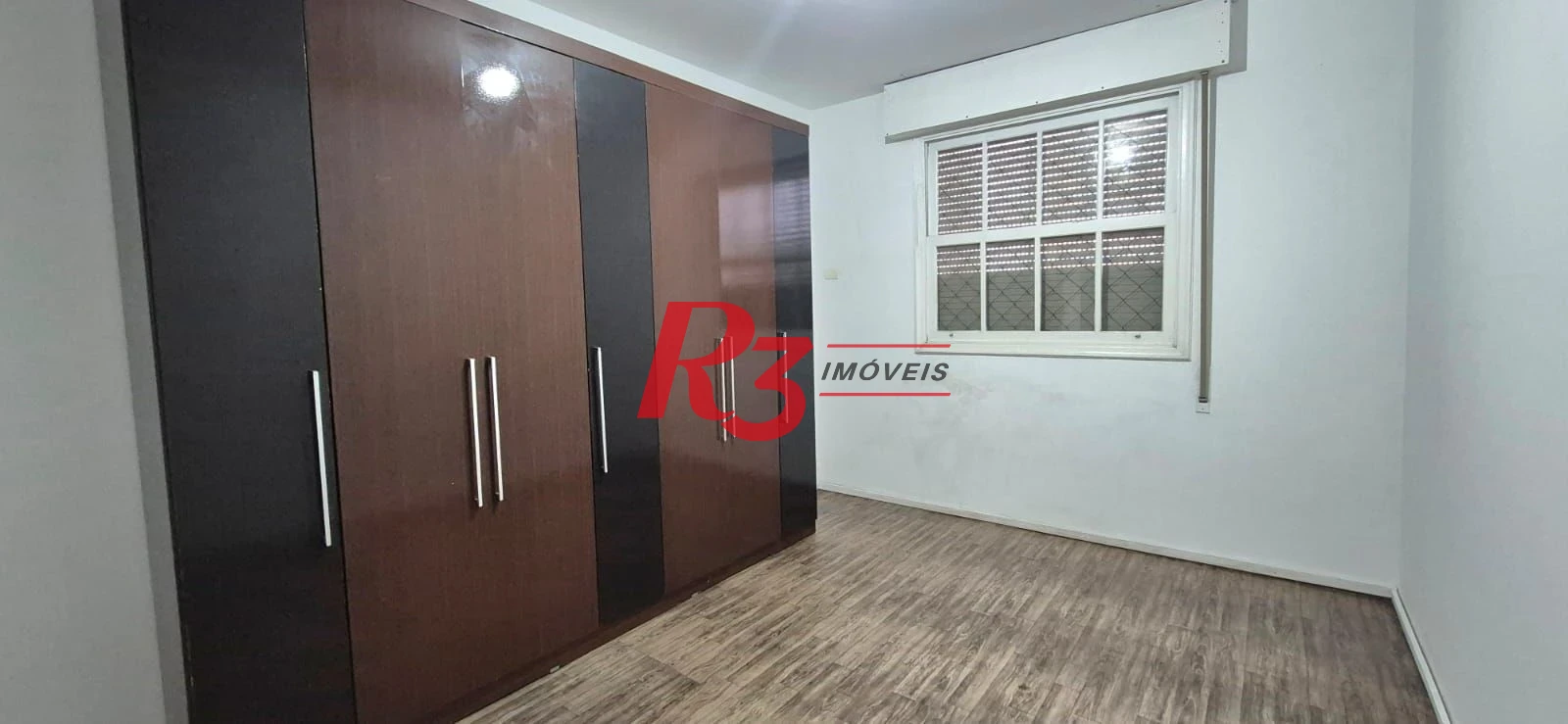 Cobertura com 5 dormitórios à venda, 422 m² por R$ 1.250.000,00 - Encruzilhada - Santos/SP