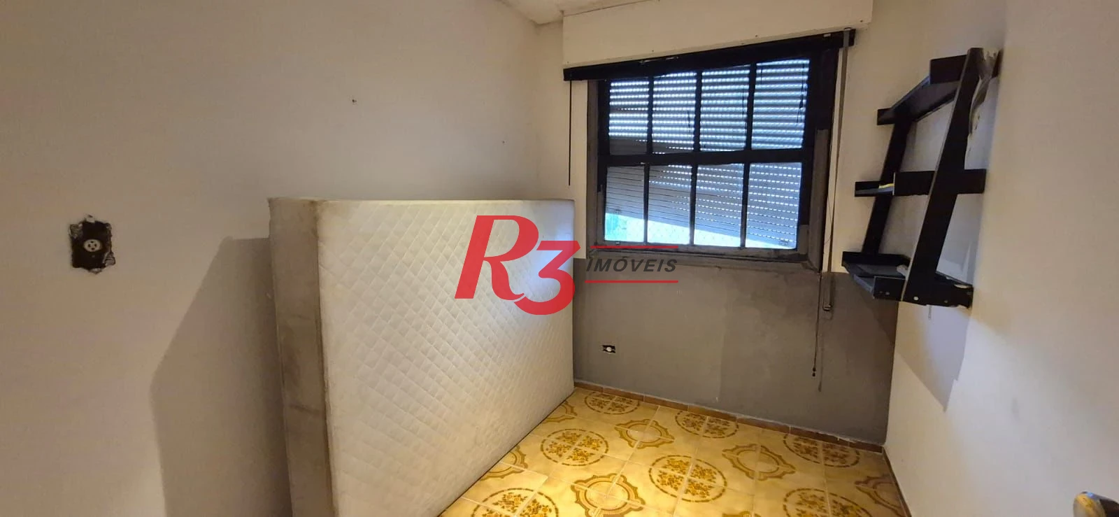 Cobertura com 5 dormitórios à venda, 422 m² por R$ 1.250.000,00 - Encruzilhada - Santos/SP