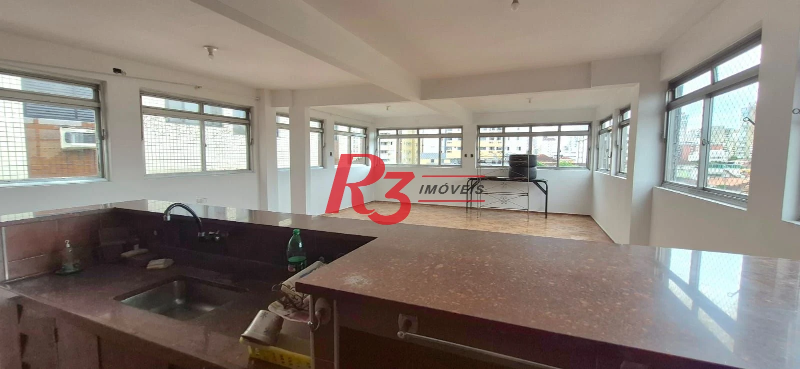 Cobertura com 5 dormitórios à venda, 422 m² por R$ 1.250.000,00 - Encruzilhada - Santos/SP