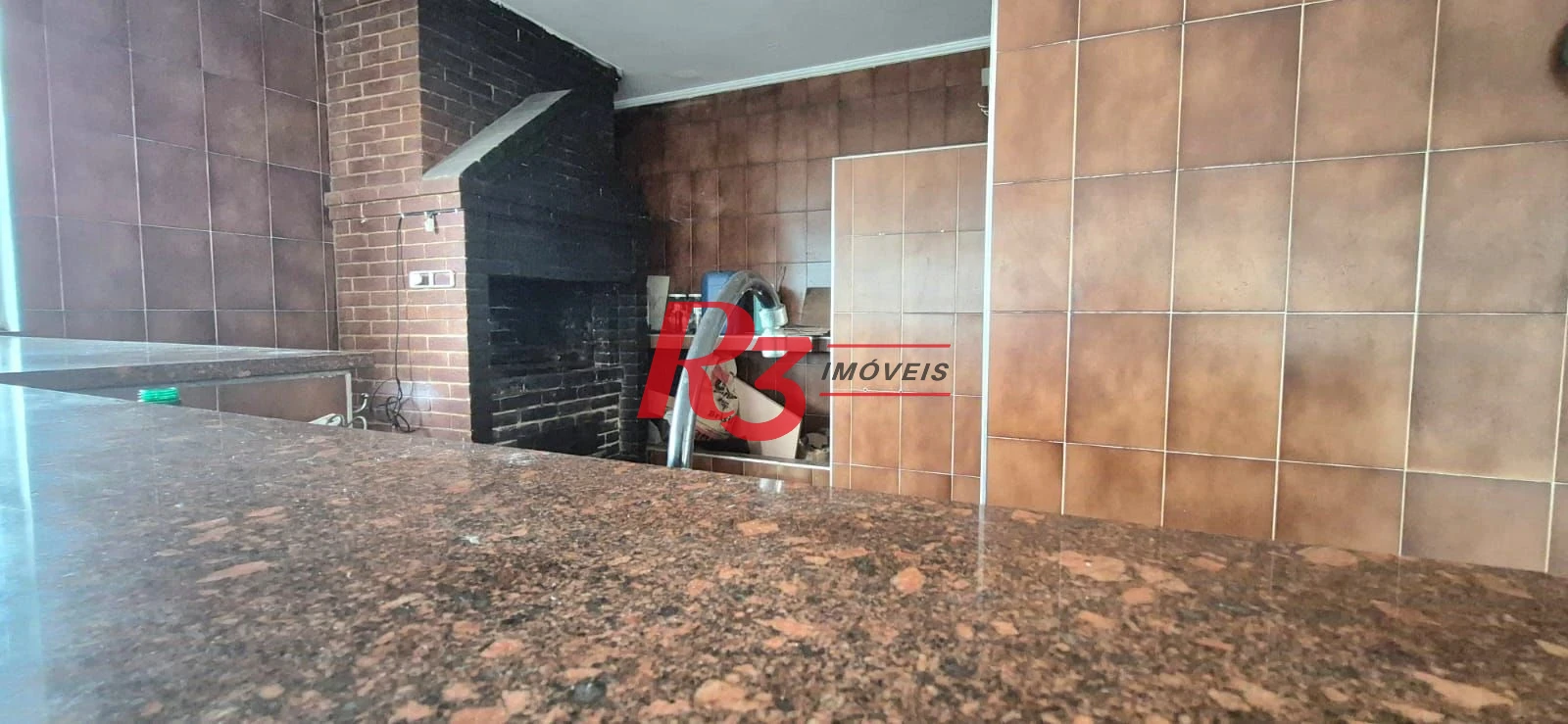 Cobertura com 5 dormitórios à venda, 422 m² por R$ 1.250.000,00 - Encruzilhada - Santos/SP