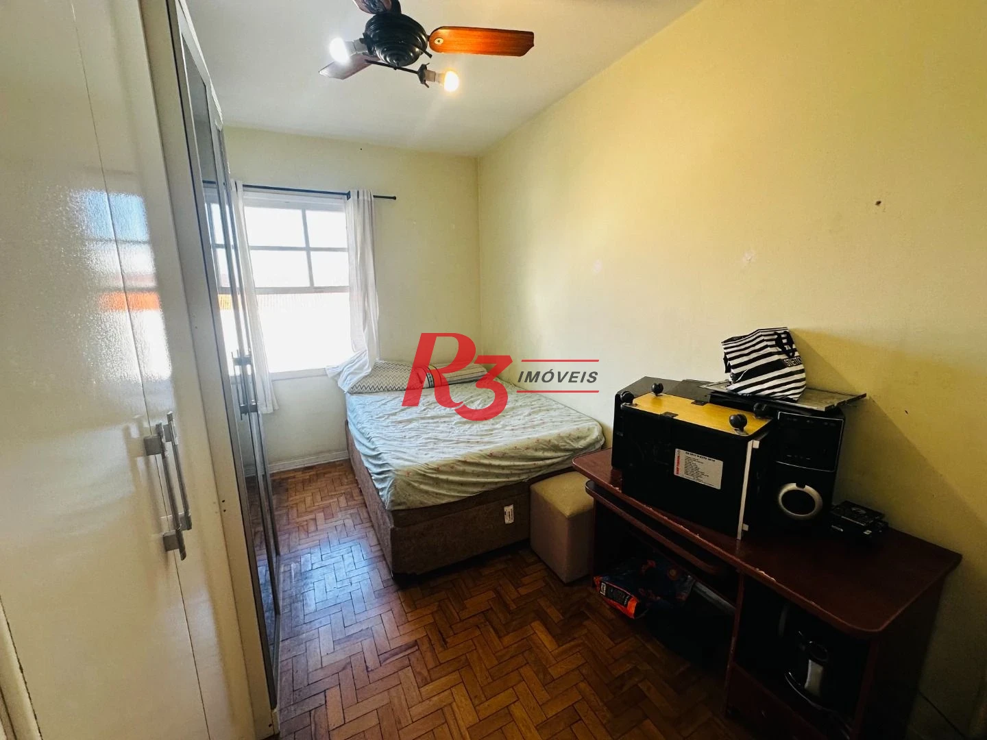 Apartamento com 3 dormitórios à venda, 104 m² por R$ 590.000,00 - Campo Grande - Santos/SP