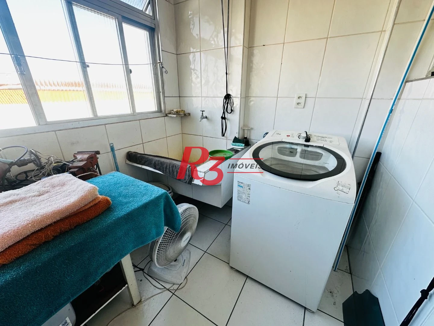 Apartamento com 3 dormitórios à venda, 104 m² por R$ 590.000,00 - Campo Grande - Santos/SP