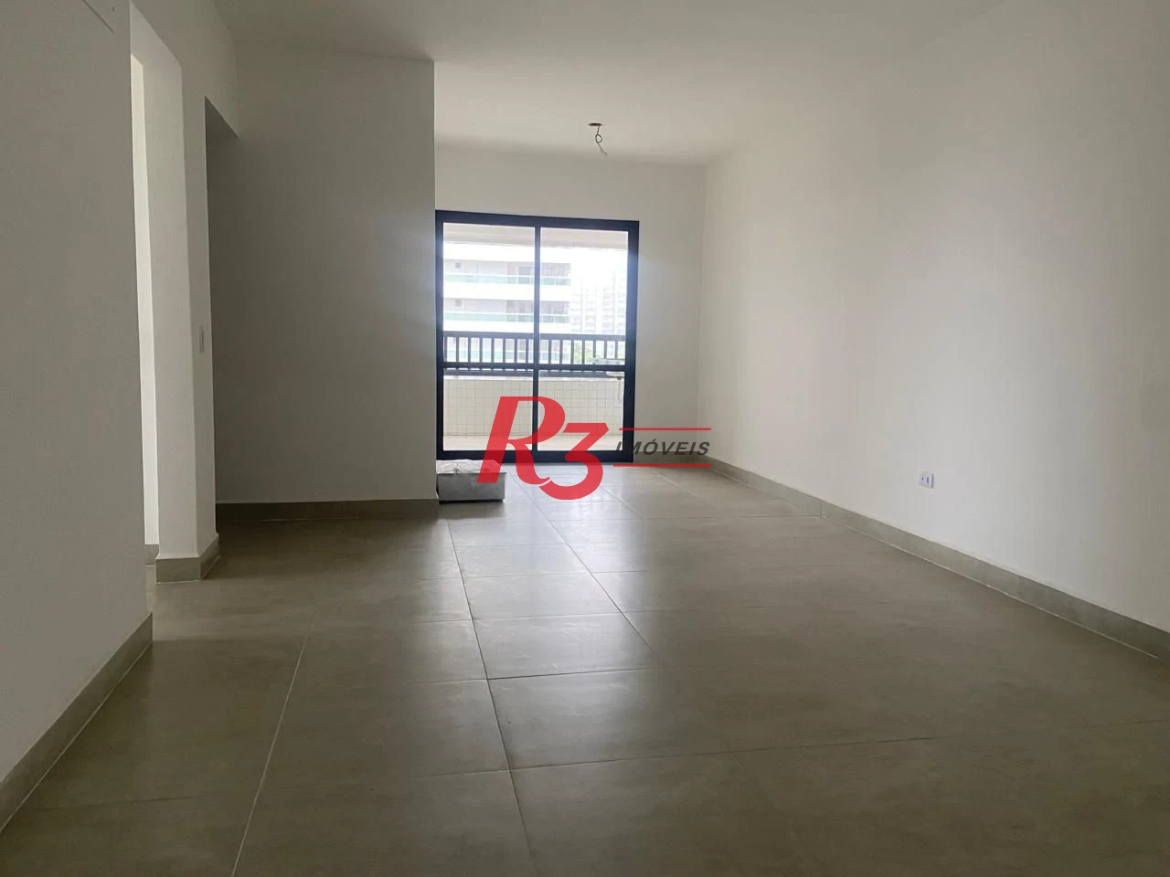 Apartamento com 2 dormitórios à venda, 71 m² por R$ 480.000,00 - Vila Guilhermina - Praia Grande/SP