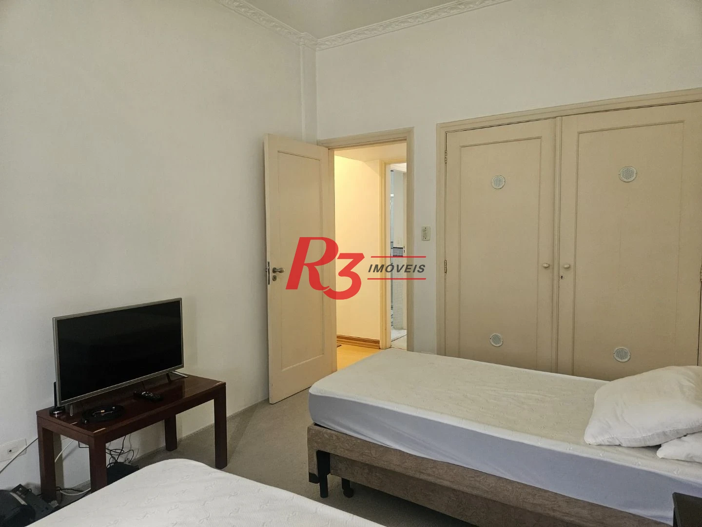 Apartamento com 3 dormitórios à venda, 110 m² por R$ 680.000,00 - Boqueirão - Santos/SP