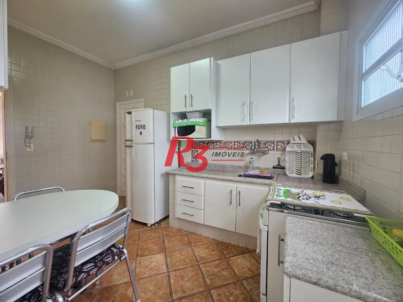 Apartamento com 3 dormitórios à venda, 110 m² por R$ 680.000,00 - Boqueirão - Santos/SP