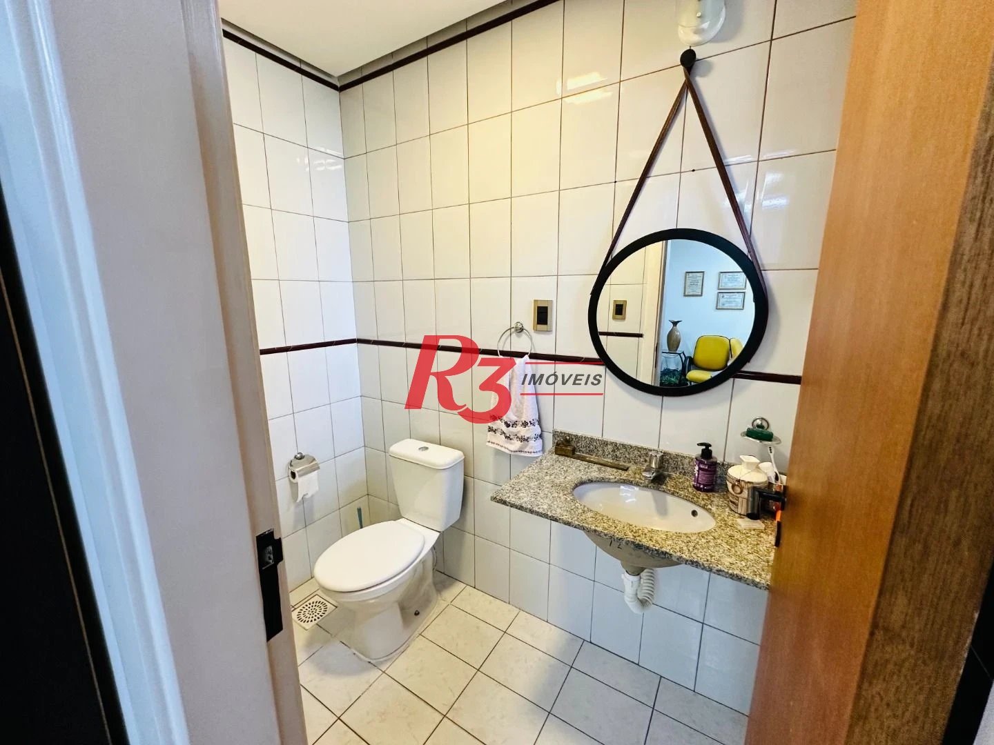 Sala, 53 m² - venda por R$ 300.000,00 ou aluguel por R$ 3.000,00/mês - Vila Nova - Santos/SP
