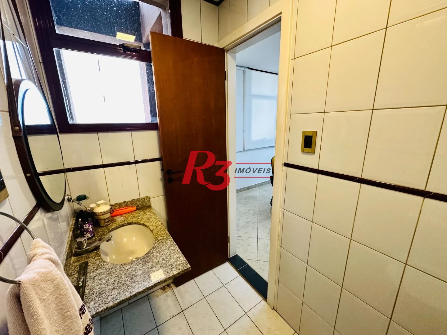 Sala, 53 m² - venda por R$ 300.000,00 ou aluguel por R$ 3.000,00/mês - Vila Nova - Santos/SP