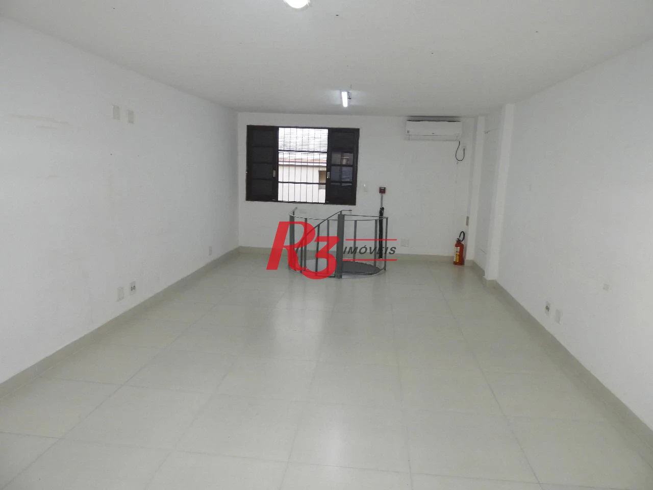 Loja à venda, 72 m² por R$ 640.000,00 - Gonzaga - Santos/SP