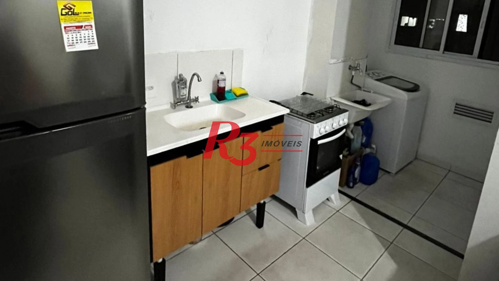 Apartamento com 2 dormitórios à venda, 45 m² por R$ 300.000,00 - Castelo - Santos/SP