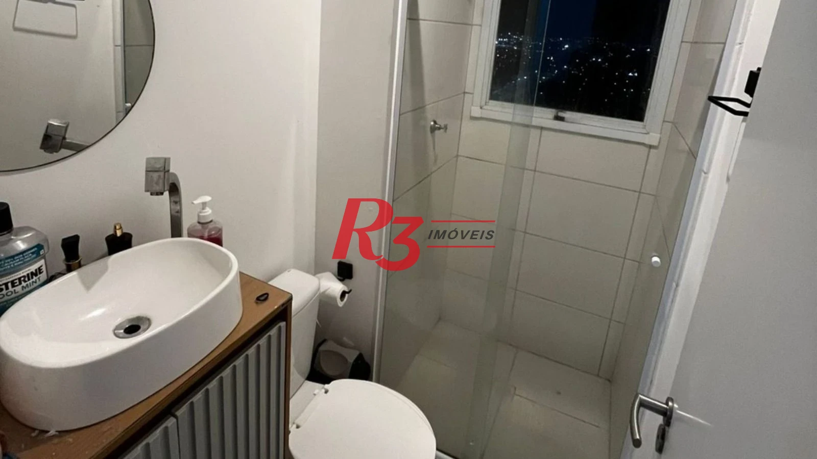 Apartamento com 2 dormitórios à venda, 45 m² por R$ 300.000,00 - Castelo - Santos/SP