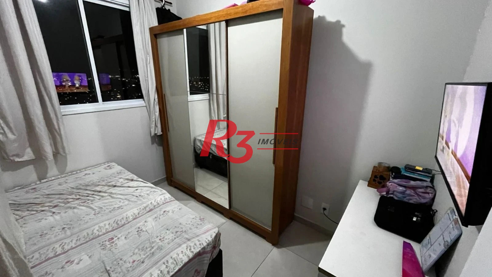 Apartamento com 2 dormitórios à venda, 45 m² por R$ 300.000,00 - Castelo - Santos/SP
