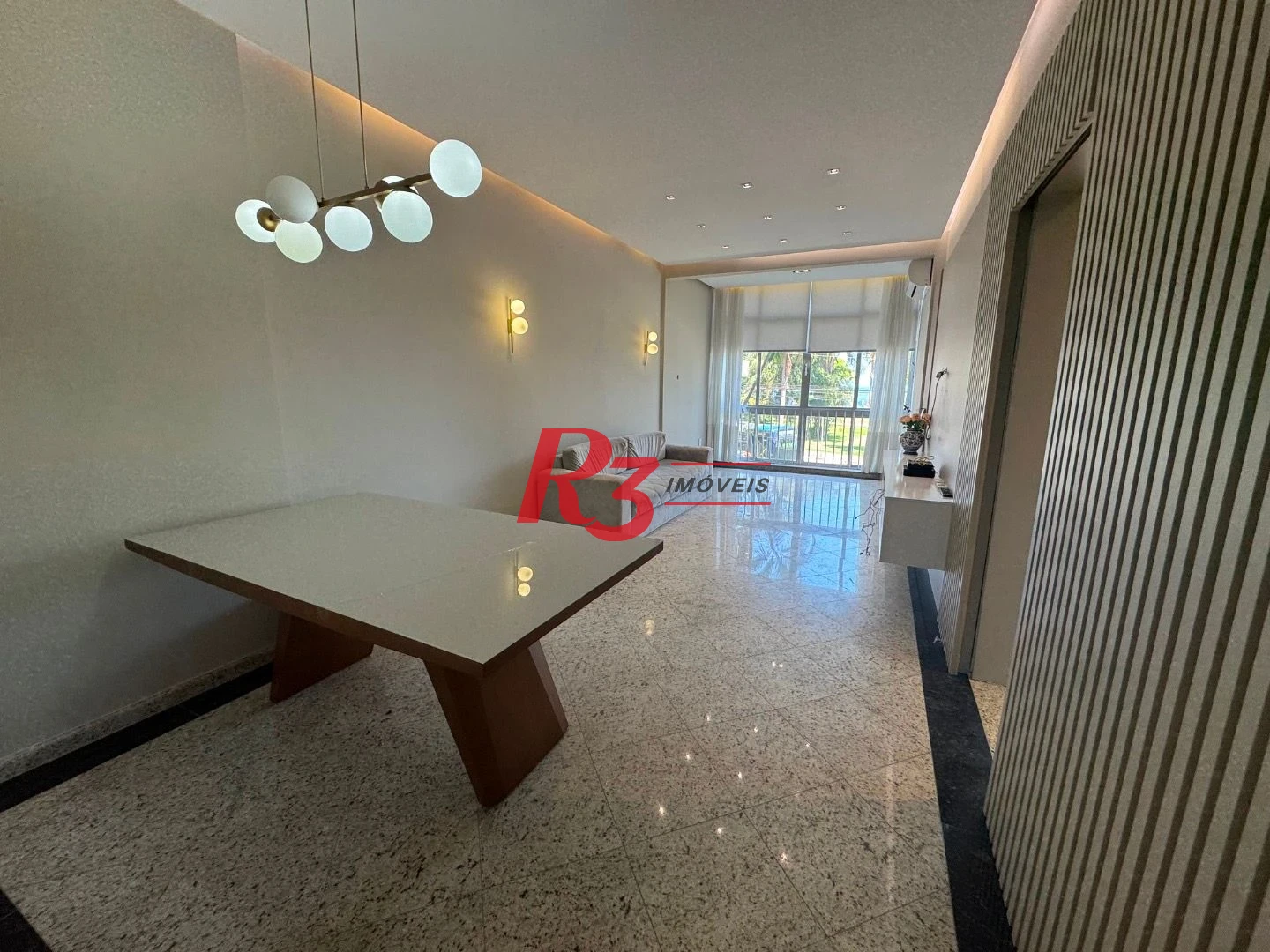 Apartamento para alugar, 107 m² por R$ 9.000,01/mês - Ponta da Praia - Santos/SP