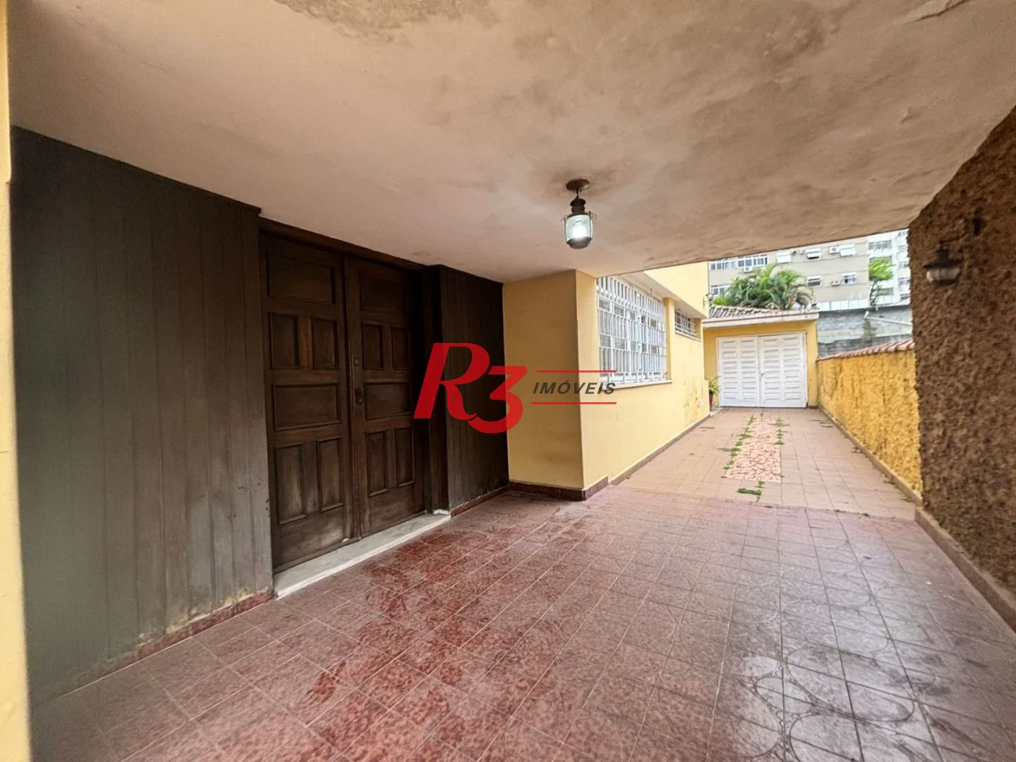 Sobrado com 3 dormitórios, 250 m² - venda por R$ 3.200.000,00 ou aluguel por R$ 24.300,01/mês - Encruzilhada - Santos/SP