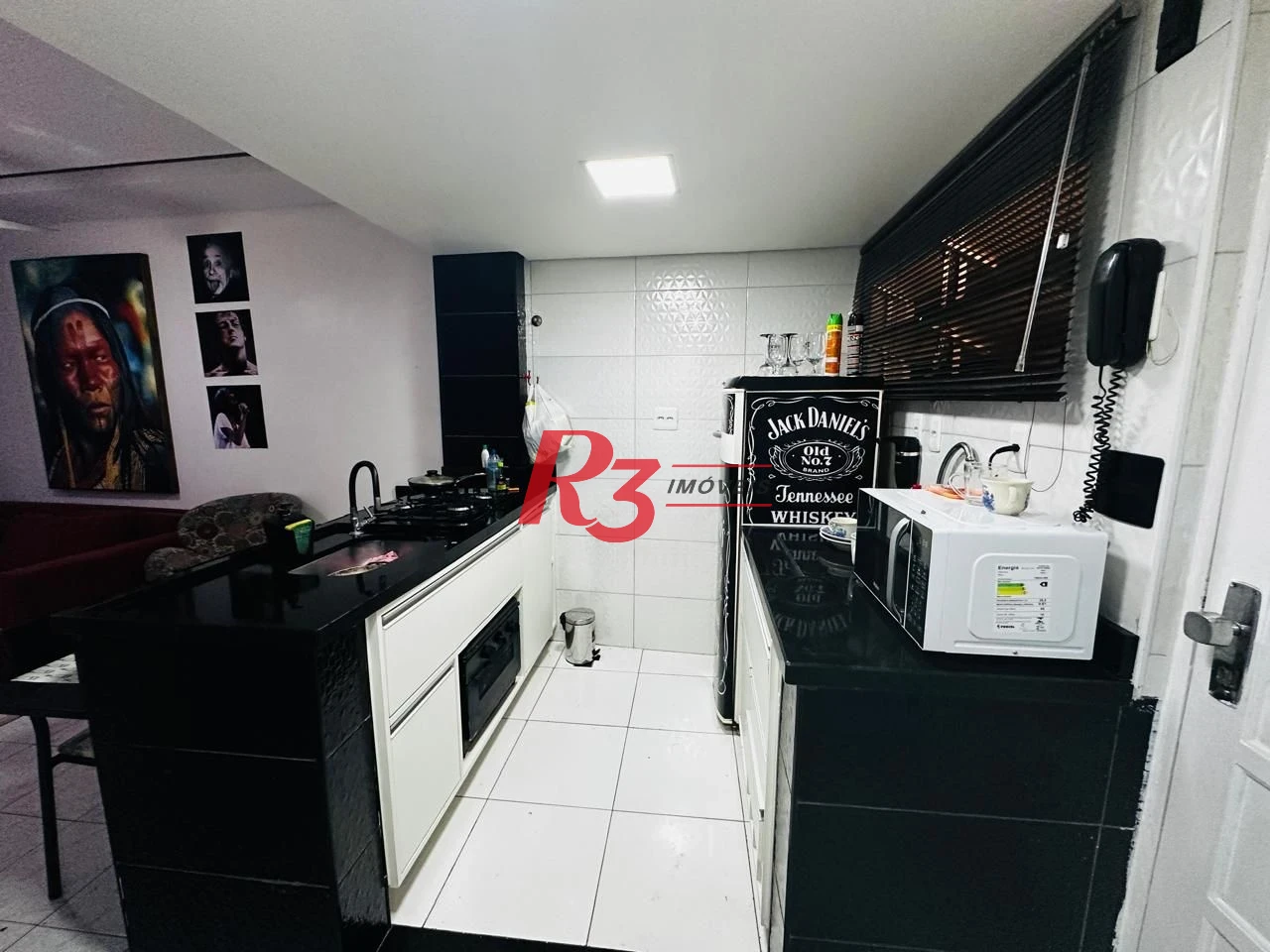 Apartamento com 1 dormitório à venda, 39 m² por R$ 300.000,00 - Ilha Porchat - São Vicente/SP