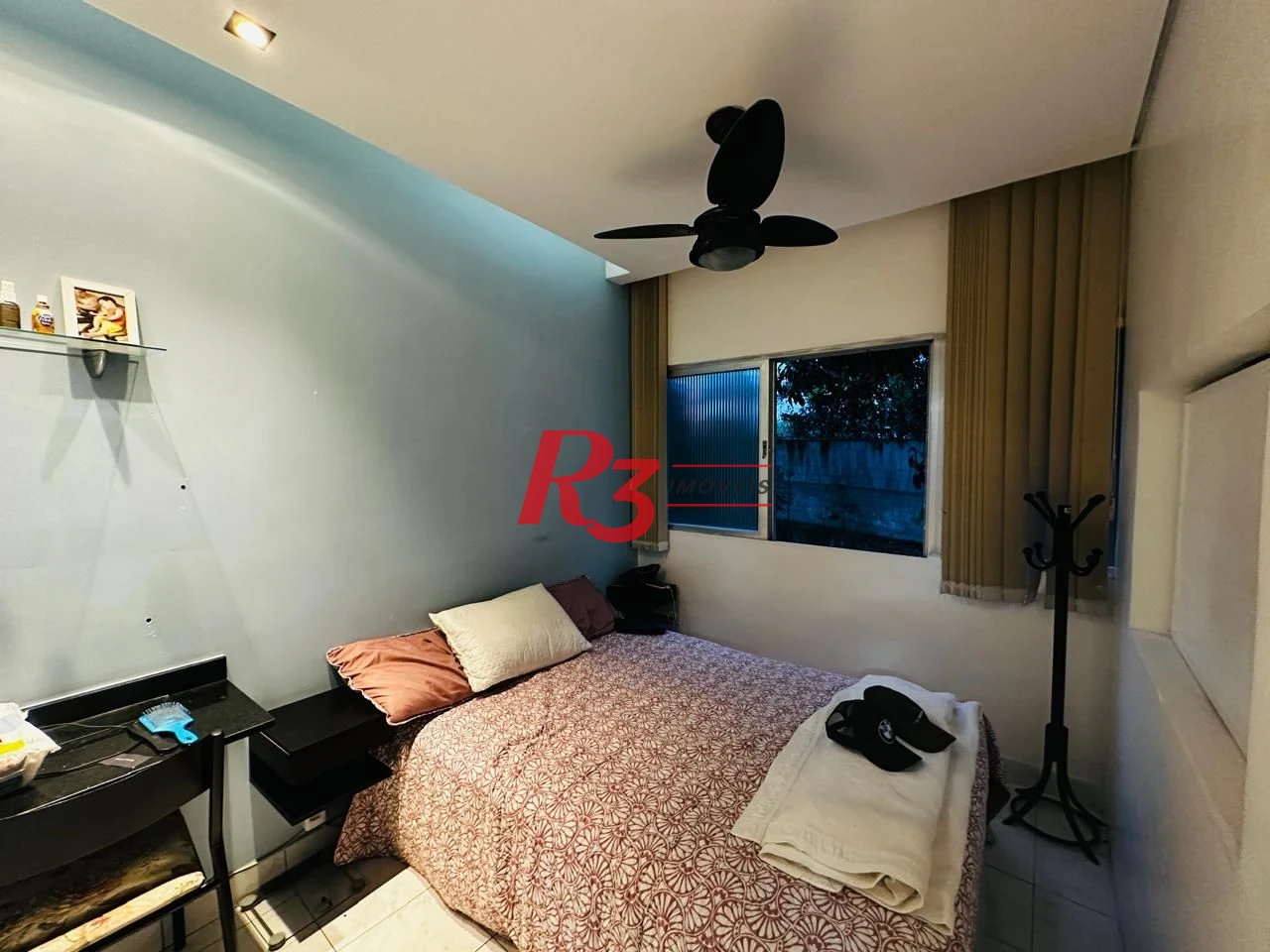 Apartamento com 1 dormitório à venda, 39 m² por R$ 300.000,00 - Ilha Porchat - São Vicente/SP