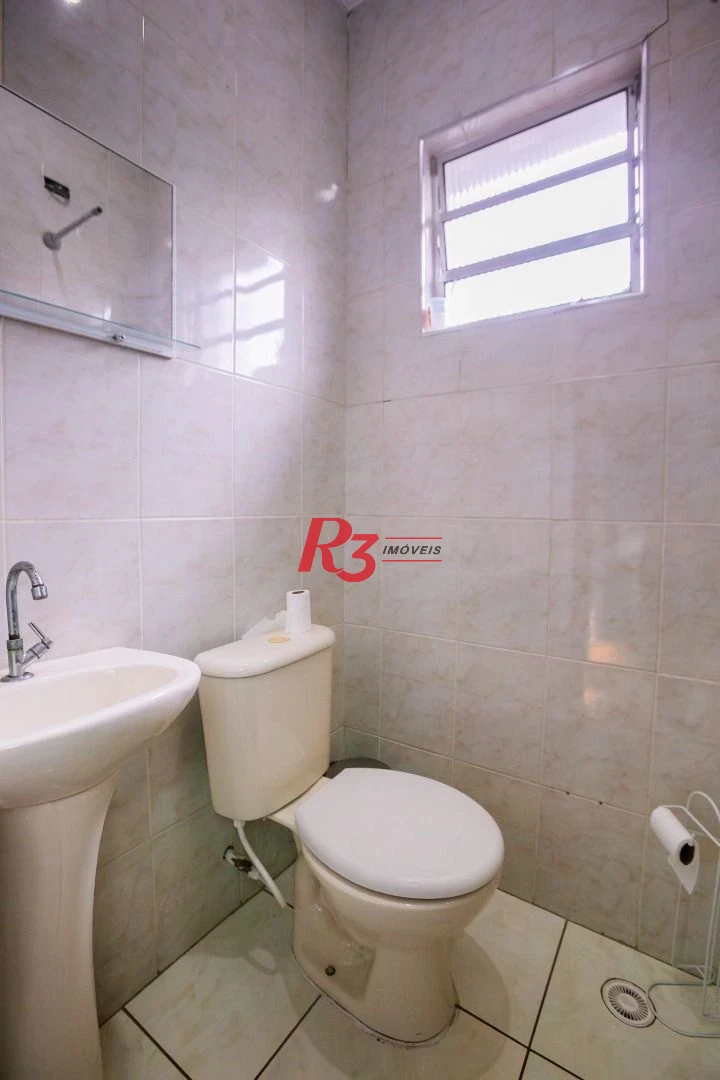 Casa com 3 dormitórios à venda, 320 m² por R$ 1.750.000,00 - Gonzaga - Santos/SP