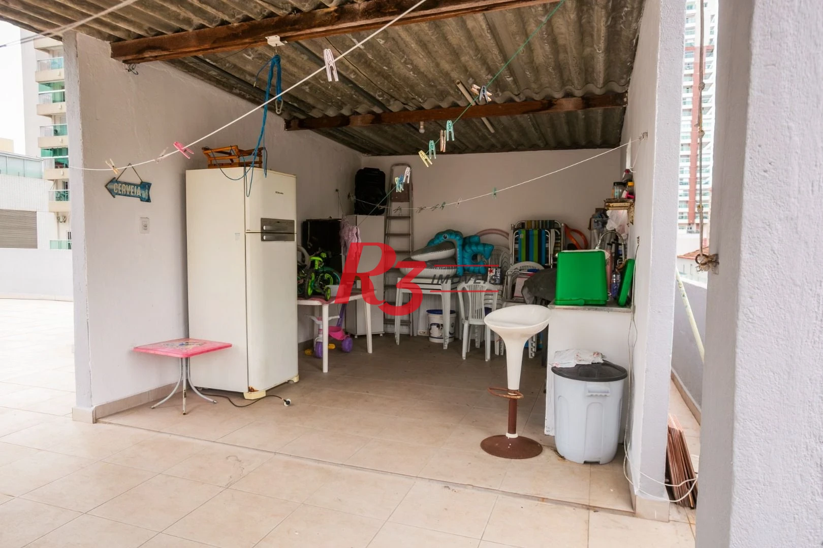 Casa com 3 dormitórios à venda, 320 m² por R$ 1.750.000,00 - Gonzaga - Santos/SP