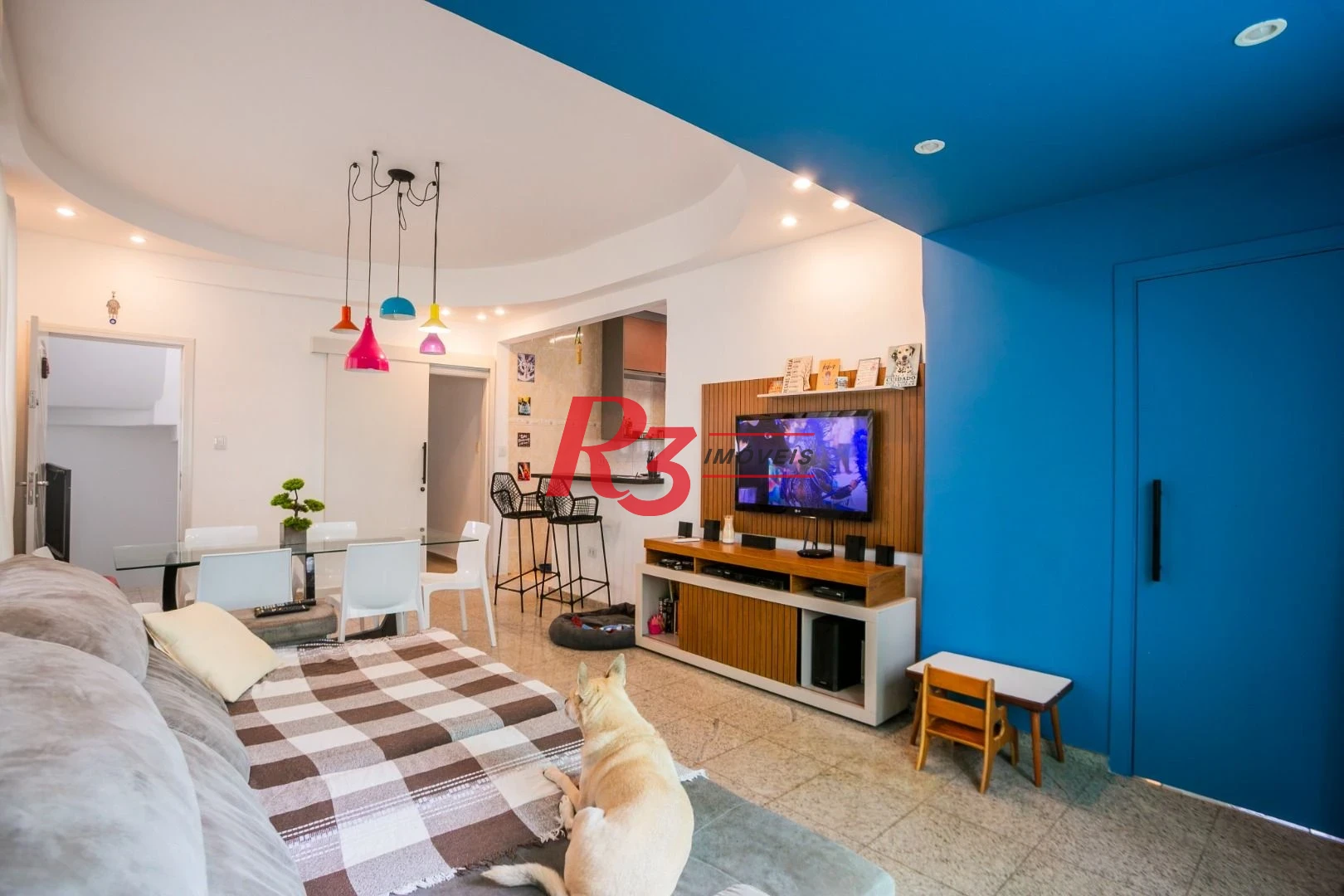 Casa com 3 dormitórios à venda, 320 m² por R$ 1.750.000,00 - Gonzaga - Santos/SP