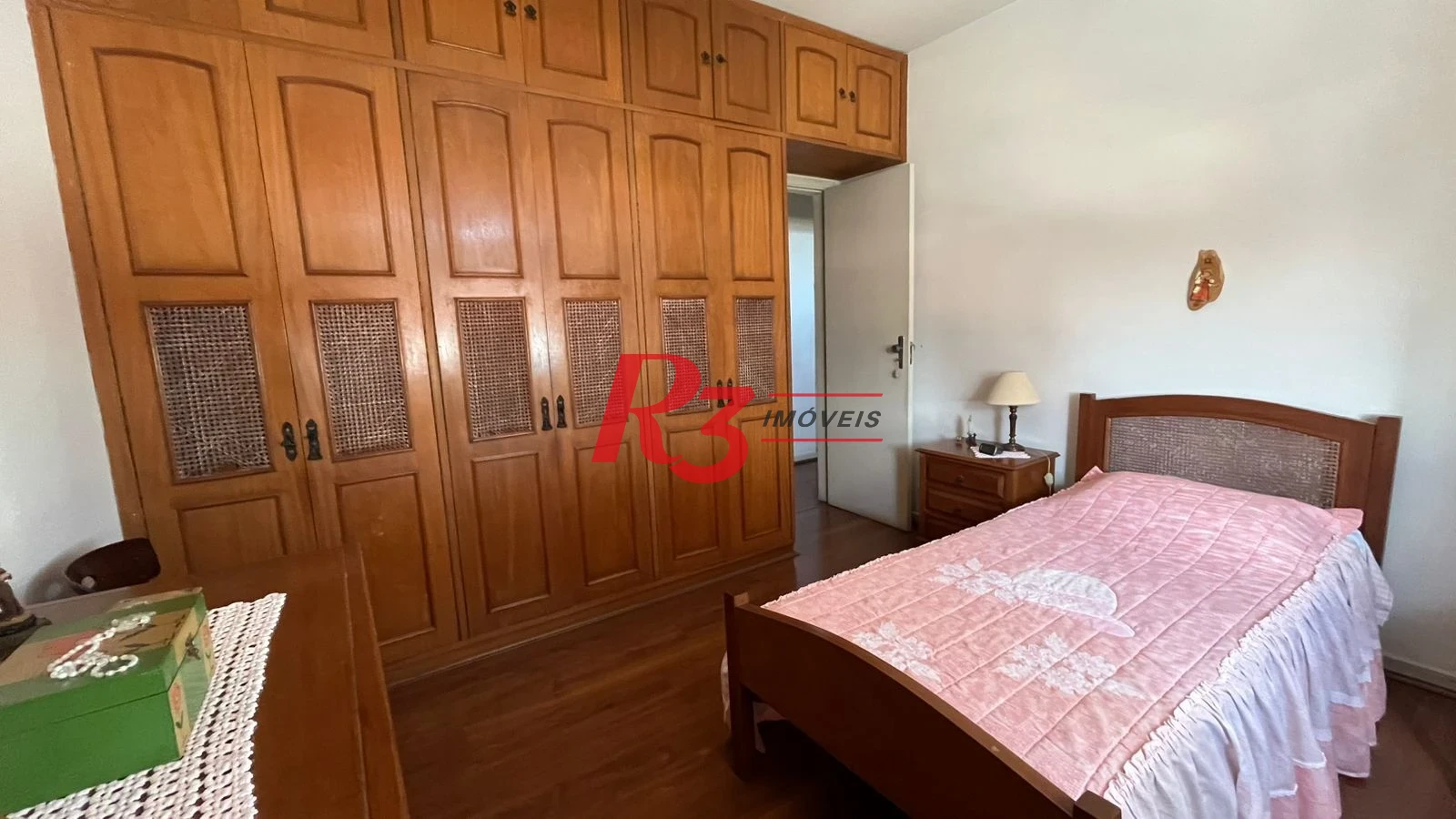 Apartamento com 3 dormitórios à venda, 140 m² por R$ 799.000,00 - Gonzaga - Santos/SP