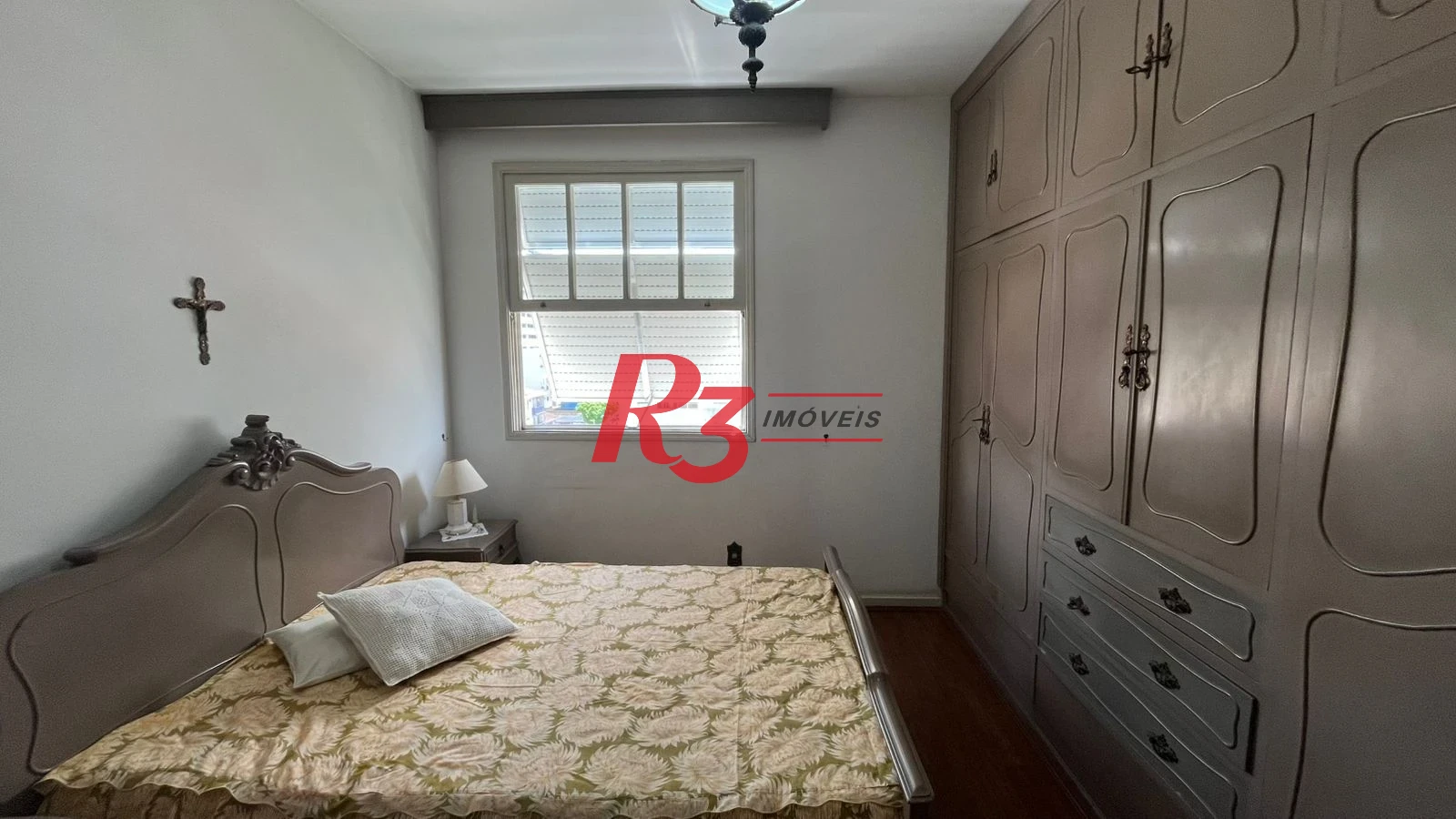 Apartamento com 3 dormitórios à venda, 140 m² por R$ 799.000,00 - Gonzaga - Santos/SP