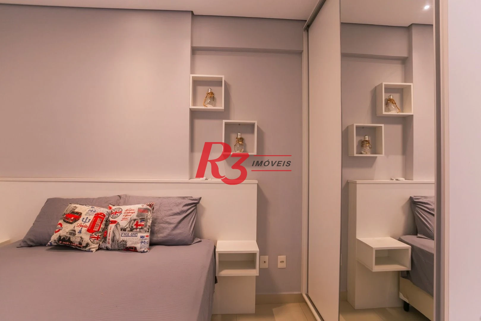 Apartamento com 1 dormitório à venda, 54 m² por R$ 735.000,00 - José Menino - Santos/SP