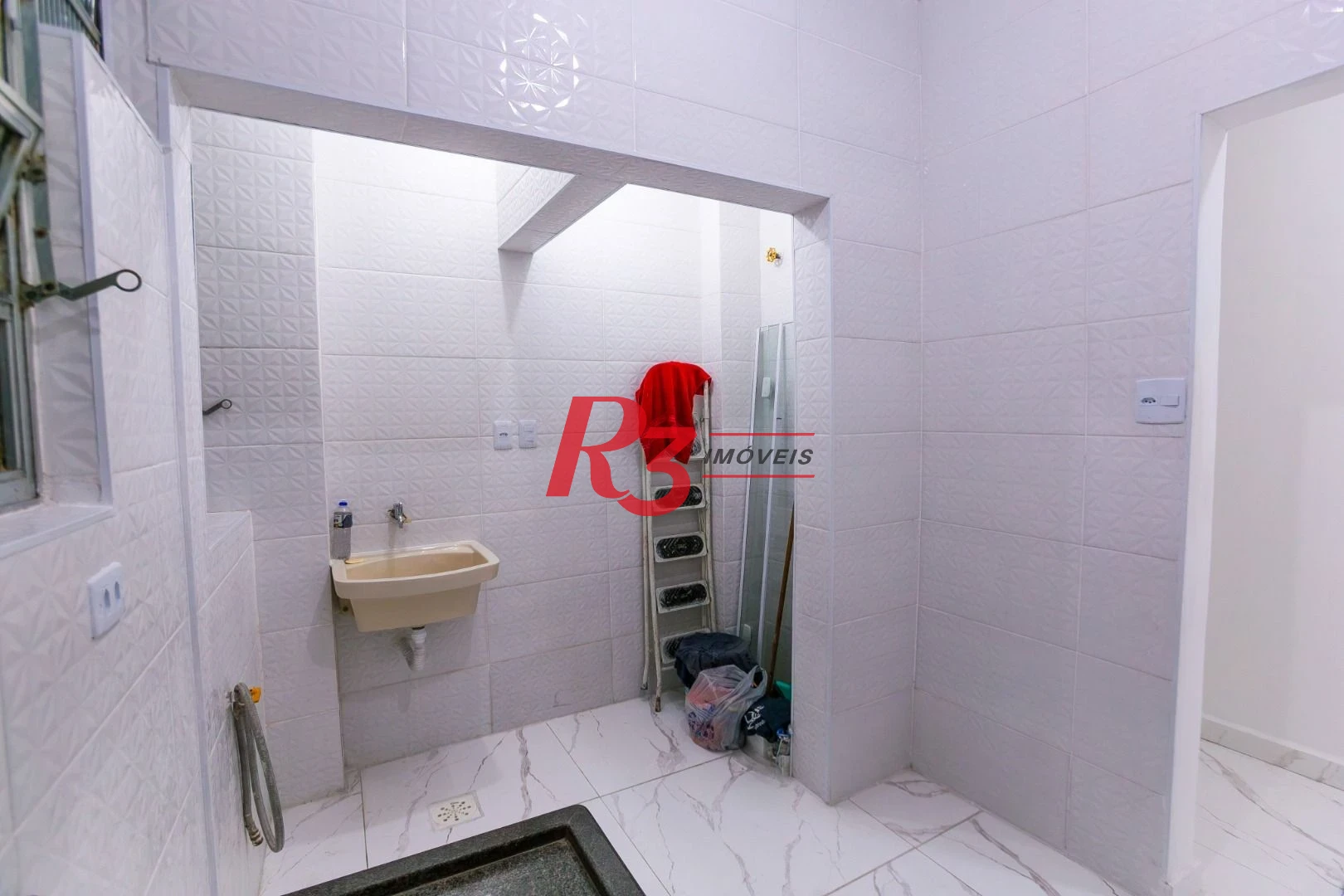 Apartamento com 2 dormitórios à venda, 65 m² por R$ 555.000,00 - José Menino - Santos/SP
