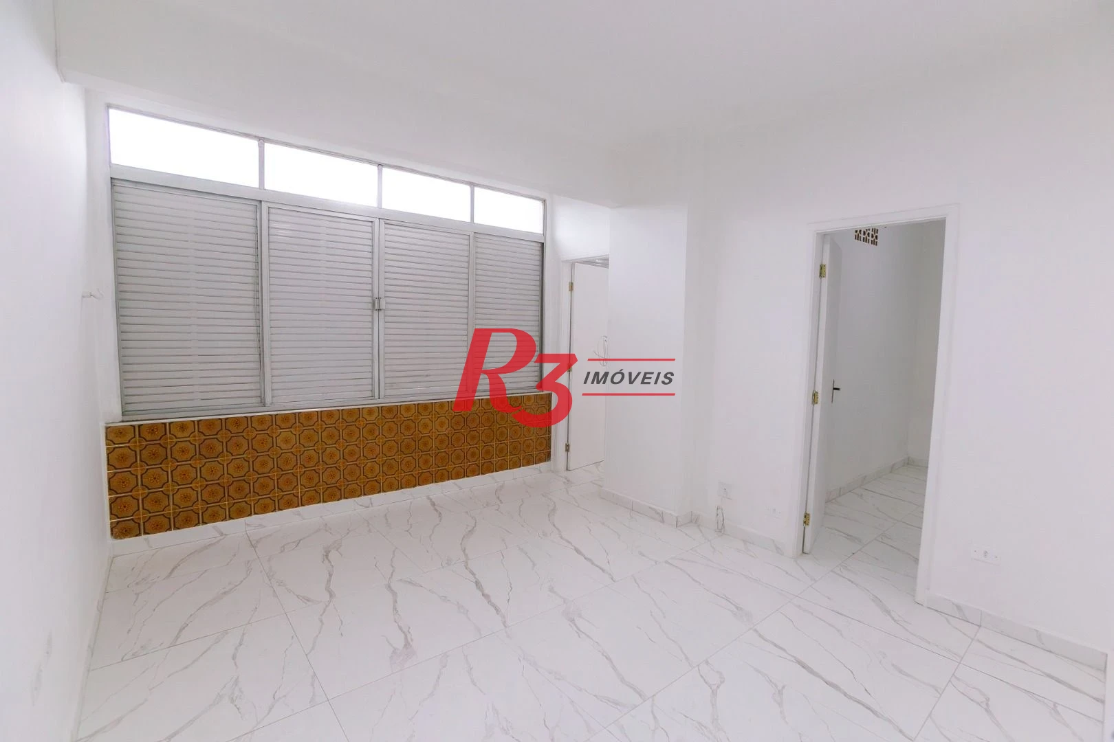 Apartamento com 2 dormitórios à venda, 65 m² por R$ 555.000,00 - José Menino - Santos/SP
