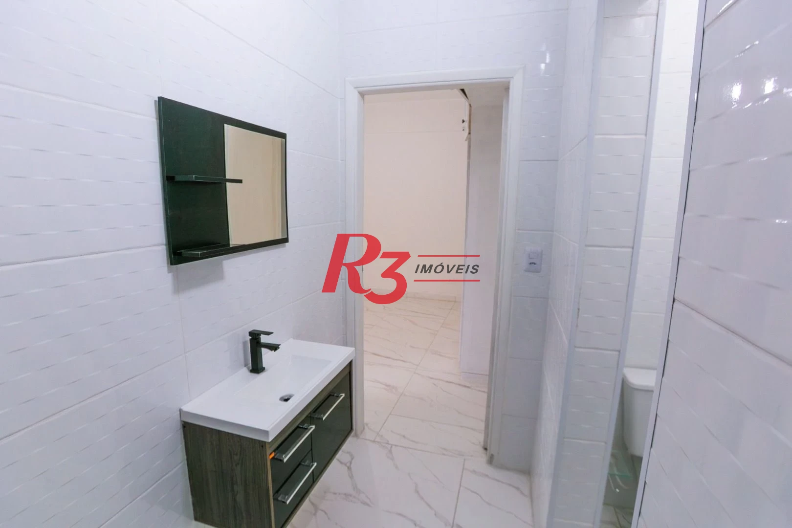 Apartamento com 2 dormitórios à venda, 65 m² por R$ 555.000,00 - José Menino - Santos/SP