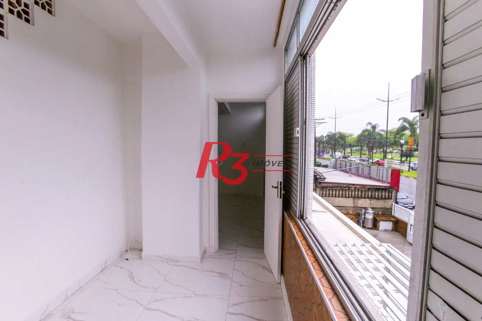 Apartamento com 2 dormitórios à venda, 65 m² por R$ 555.000,00 - José Menino - Santos/SP