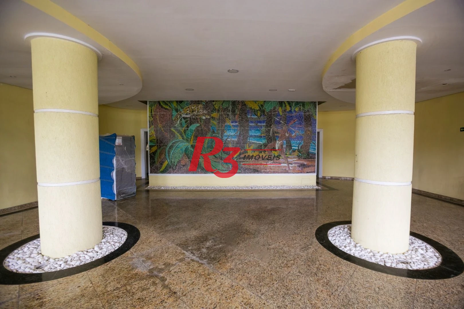 Apartamento com 2 dormitórios à venda, 65 m² por R$ 555.000,00 - José Menino - Santos/SP