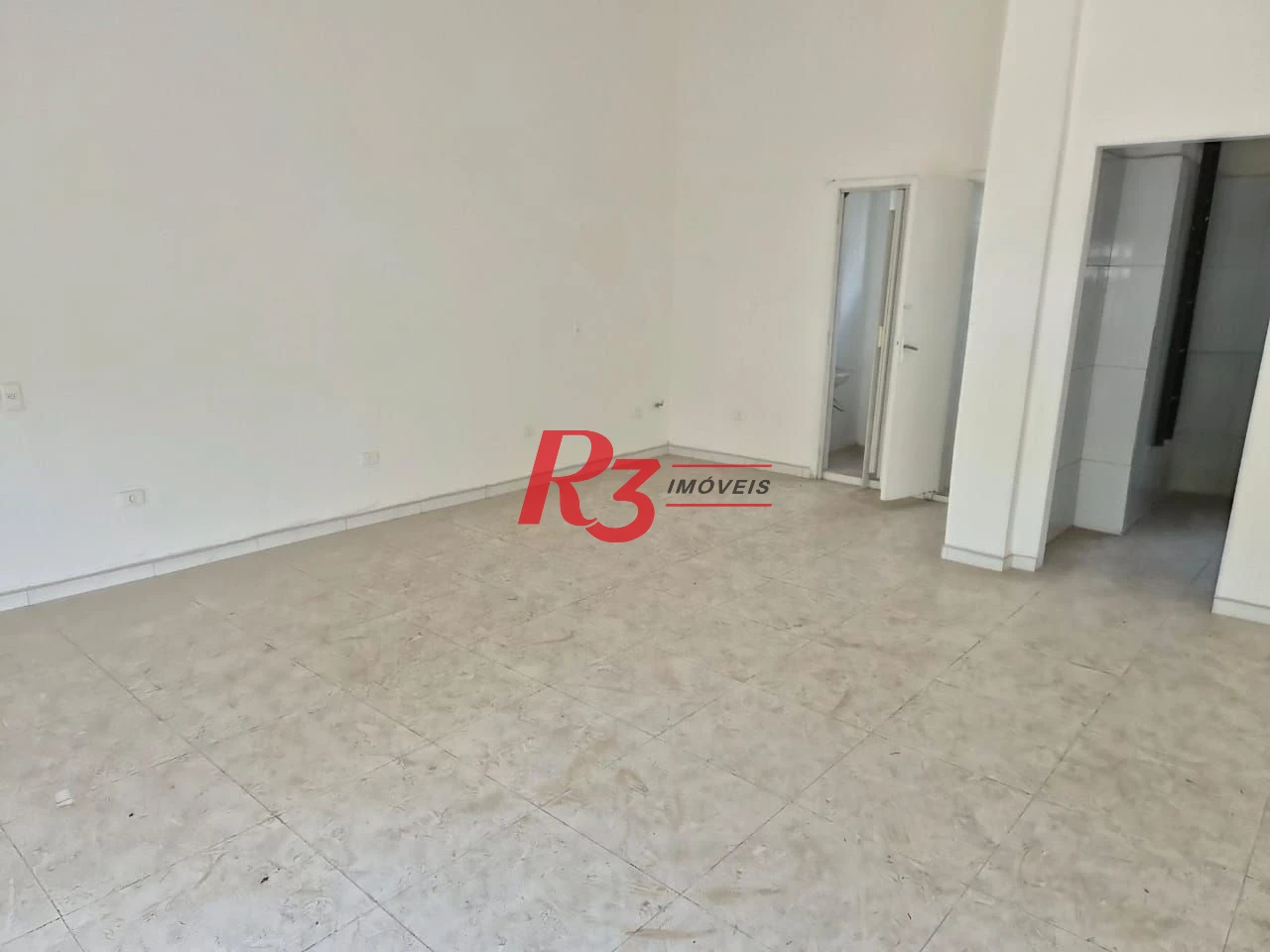 Loja, 64 m² - venda por R$ 700.000,00 ou aluguel por R$ 6.000,00/mês - Boqueirão - Santos/SP