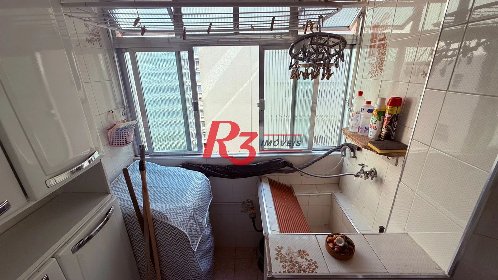 Apartamento com 1 dormitório à venda, 50 m² por R$ 400.000,00 - Gonzaga - Santos/SP
