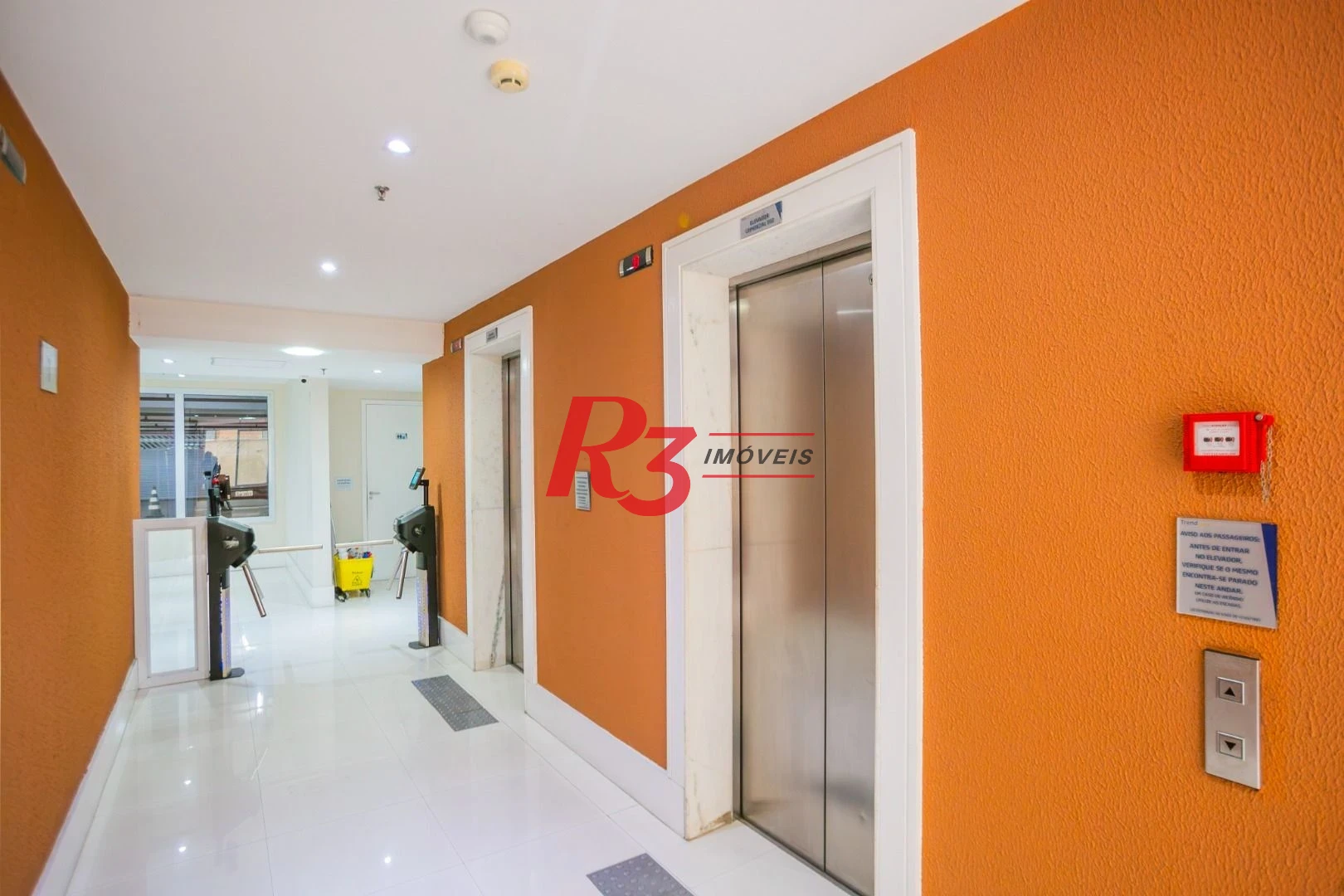 Sala para alugar, 42 m² por R$ 3.300,02/mês - Vila Matias - Santos/SP