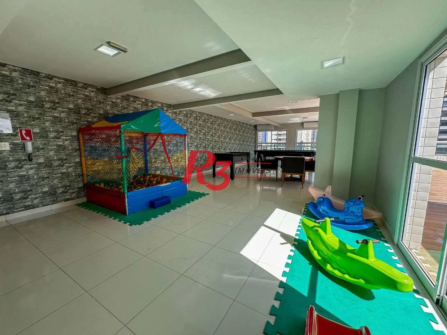 Apartamento à venda, 70 m² por R$ 590.000,00 - Vila Guilhermina - Praia Grande/SP