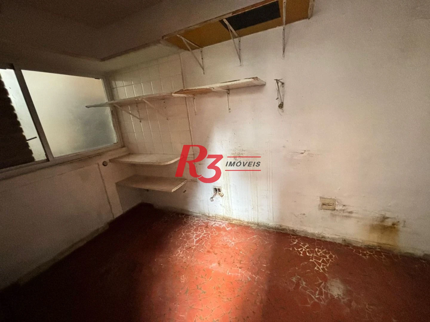 Casa com 3 dormitórios, 178 m² - venda por R$ 1.800.000,00 ou aluguel por R$ 12.000,00/mês - Gonzaga - Santos/SP
