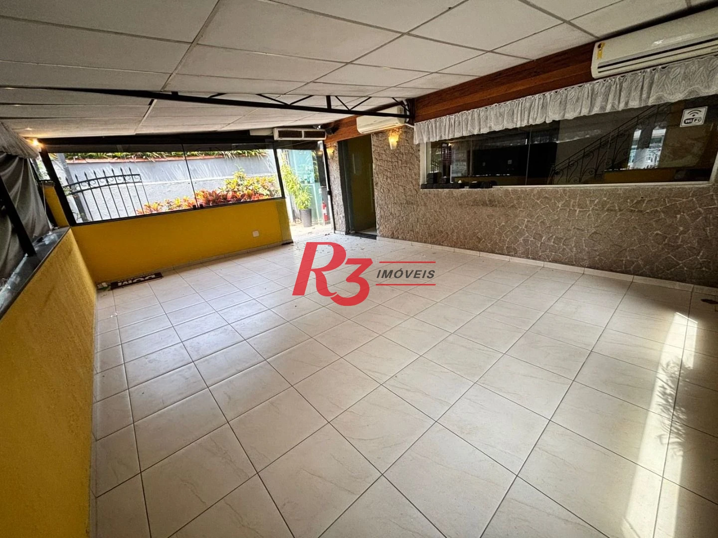Casa com 3 dormitórios, 178 m² - venda por R$ 1.800.000,00 ou aluguel por R$ 12.000,00/mês - Gonzaga - Santos/SP