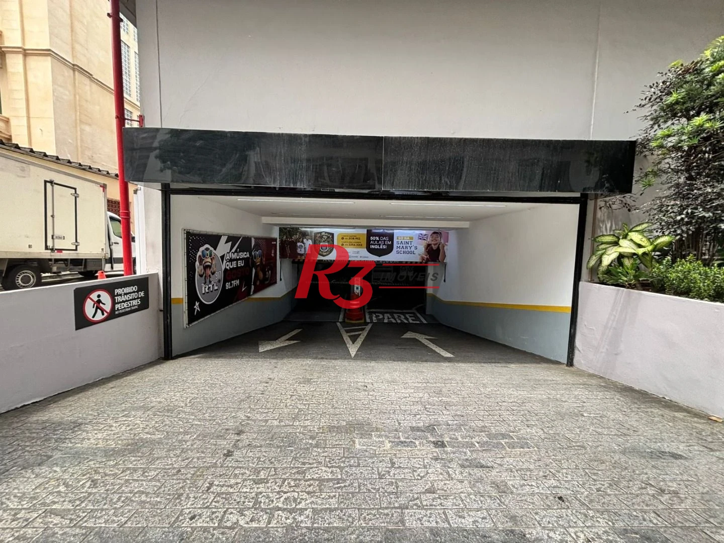 Loja para alugar, 24 m² por R$ 6.381,00/mês - Gonzaga - Santos/SP