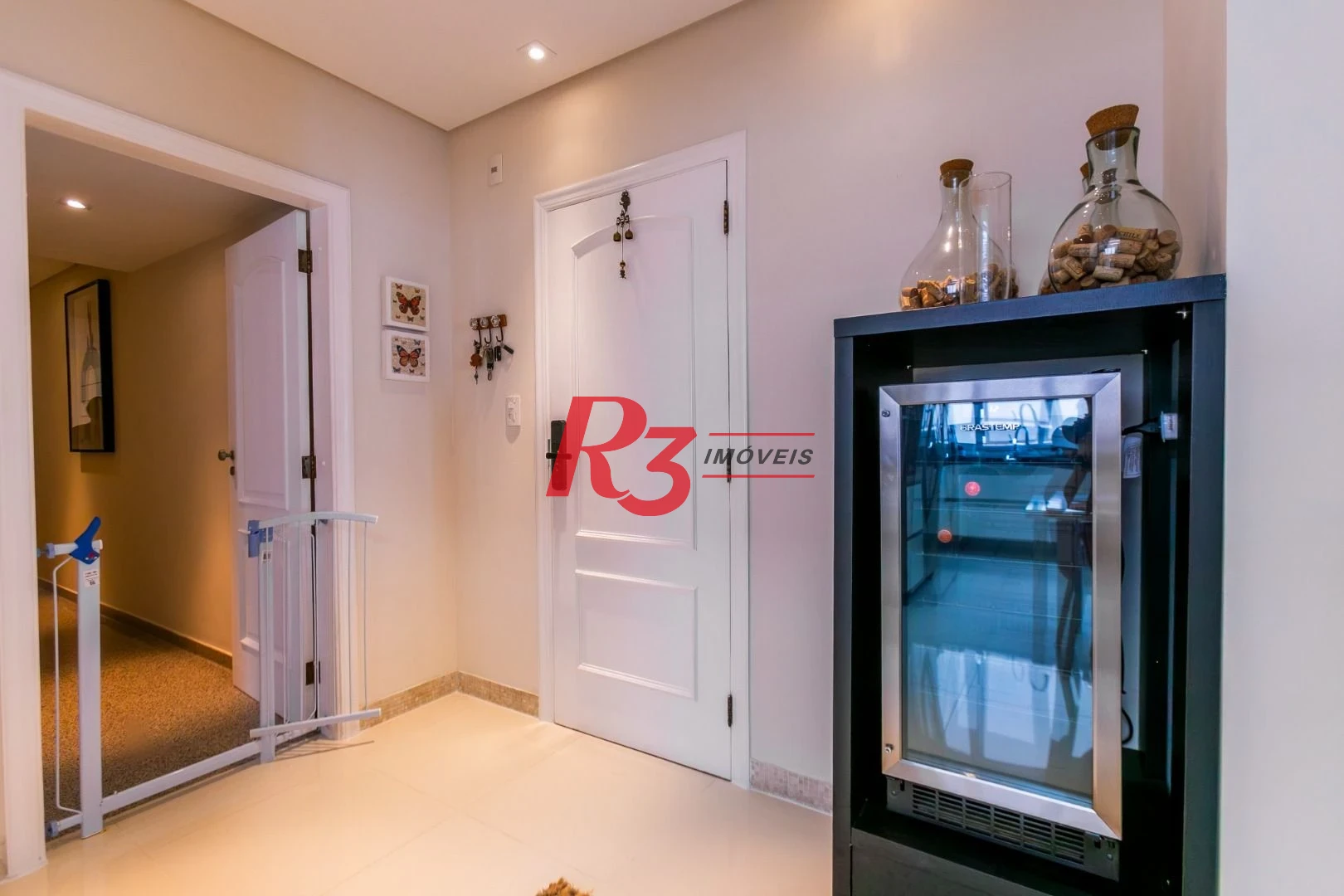 Apartamento para alugar, 204 m² por R$ 23.000,01/mês - Gonzaga - Santos/SP