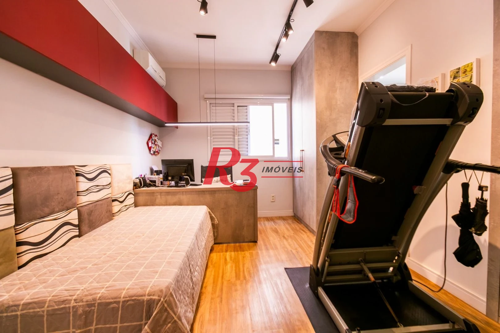 Apartamento para alugar, 204 m² por R$ 23.000,01/mês - Gonzaga - Santos/SP