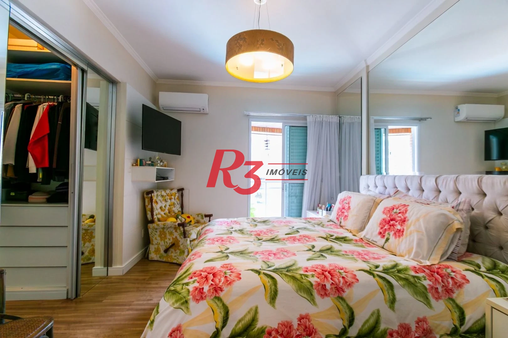 Apartamento para alugar, 204 m² por R$ 23.000,01/mês - Gonzaga - Santos/SP