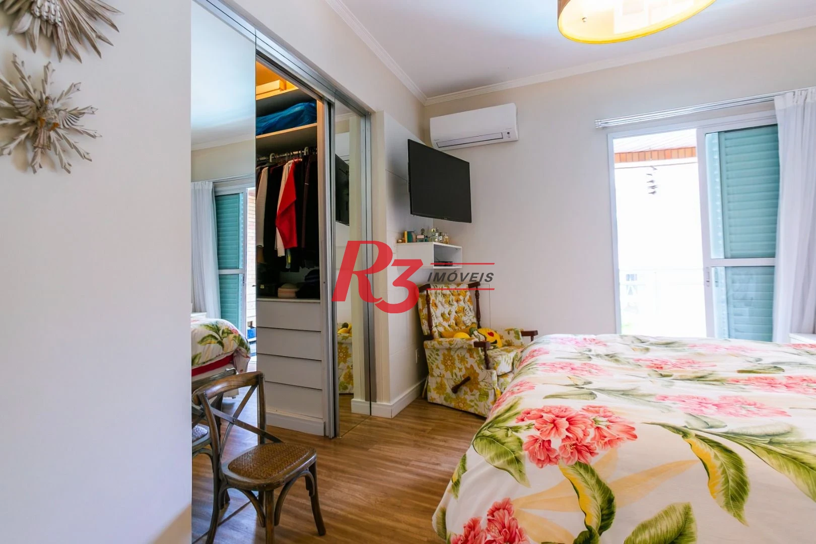 Apartamento para alugar, 204 m² por R$ 23.000,01/mês - Gonzaga - Santos/SP