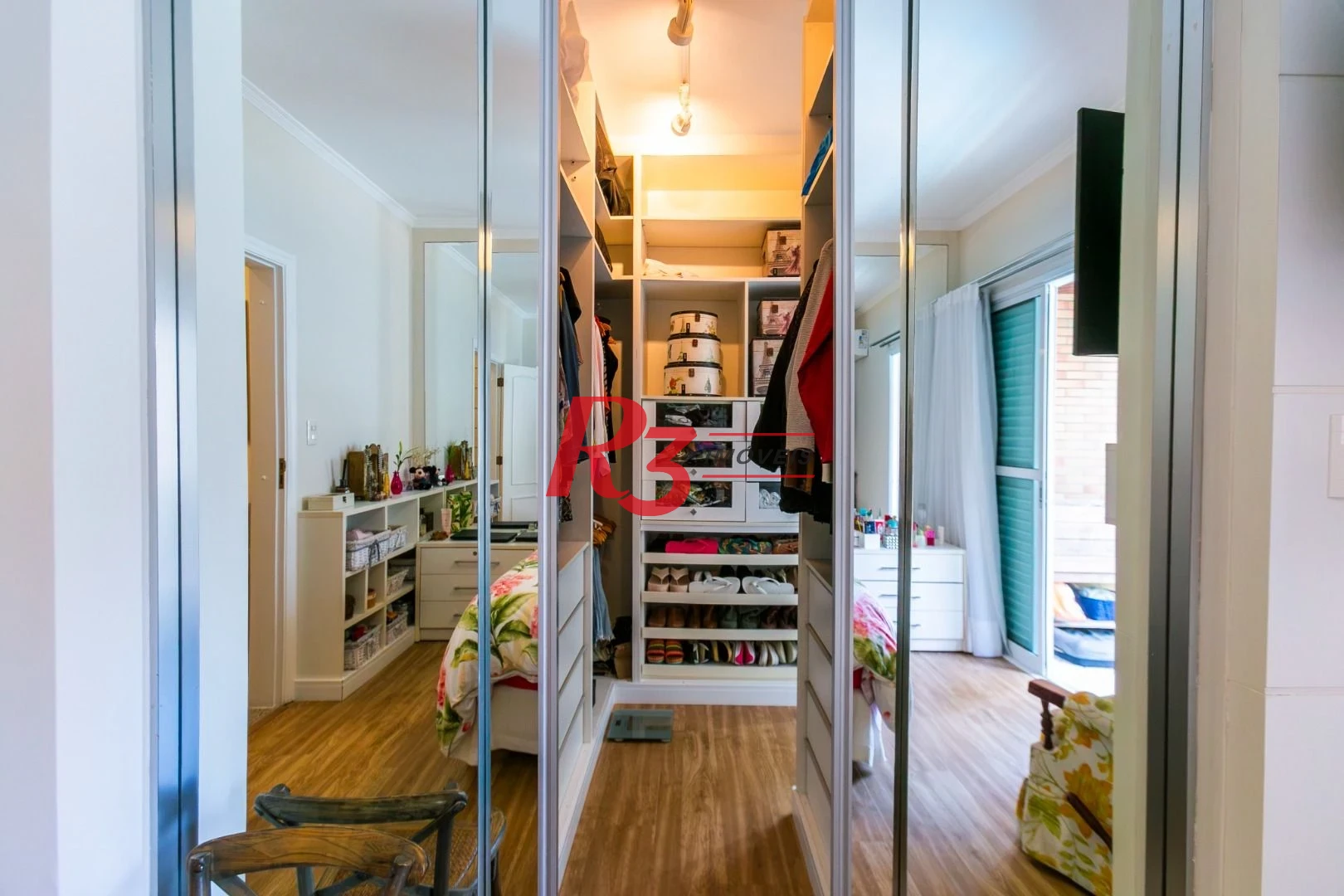 Apartamento para alugar, 204 m² por R$ 23.000,01/mês - Gonzaga - Santos/SP
